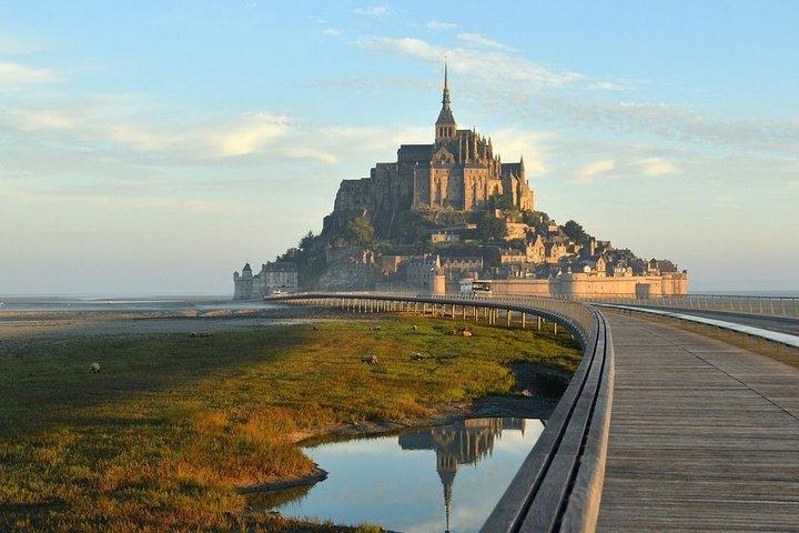 Je repars du bon pied by pauline racinne visite guidee generale et thematique mont saint michel rance cote d emeraude guided tour english